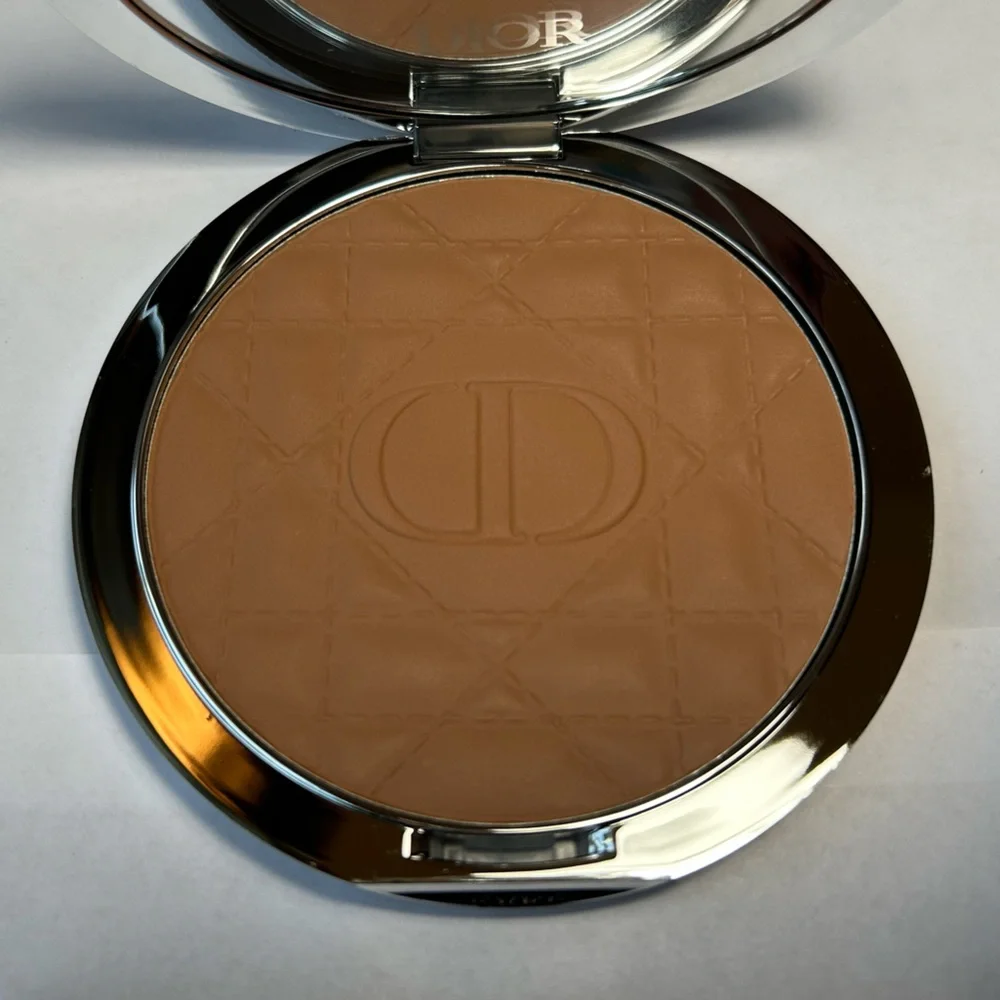 NWT🌷(#10) - Dior Forever Nude Jumbo Bronzer
